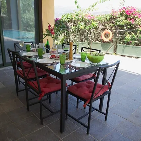 Lovely Open Plan Family In Kato *
